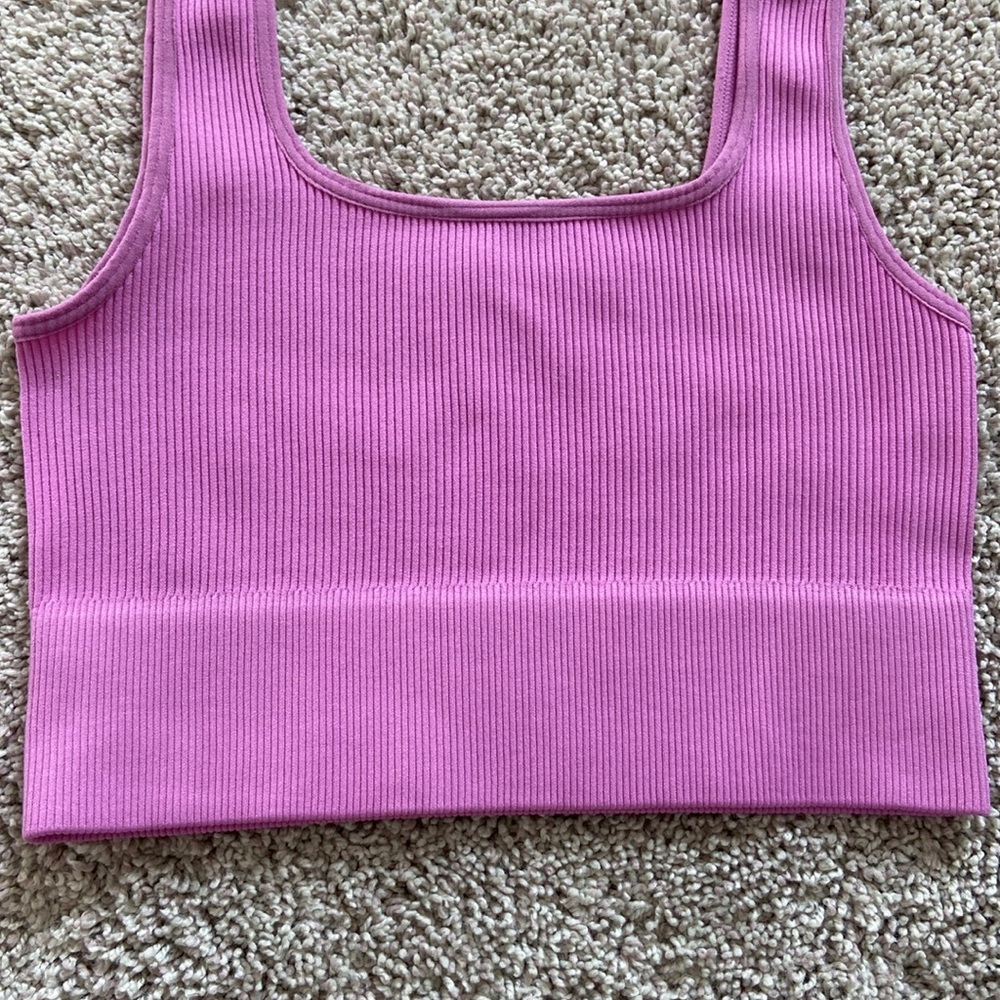 Zenana โข Pink Square Neck Ribbed Seamless Crop Tank. - Picture 2 of 8